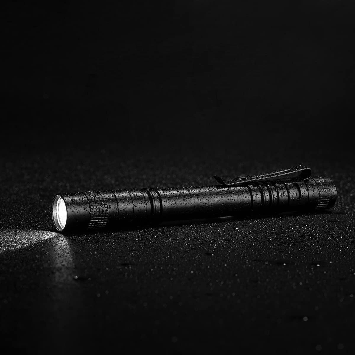 flat pocket flashlight